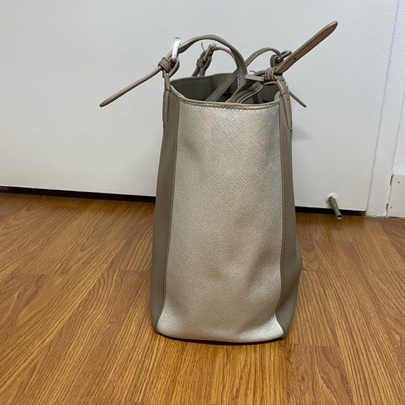 Tory Burch Nude/Tan Tote Bag - Picture 2 of 8